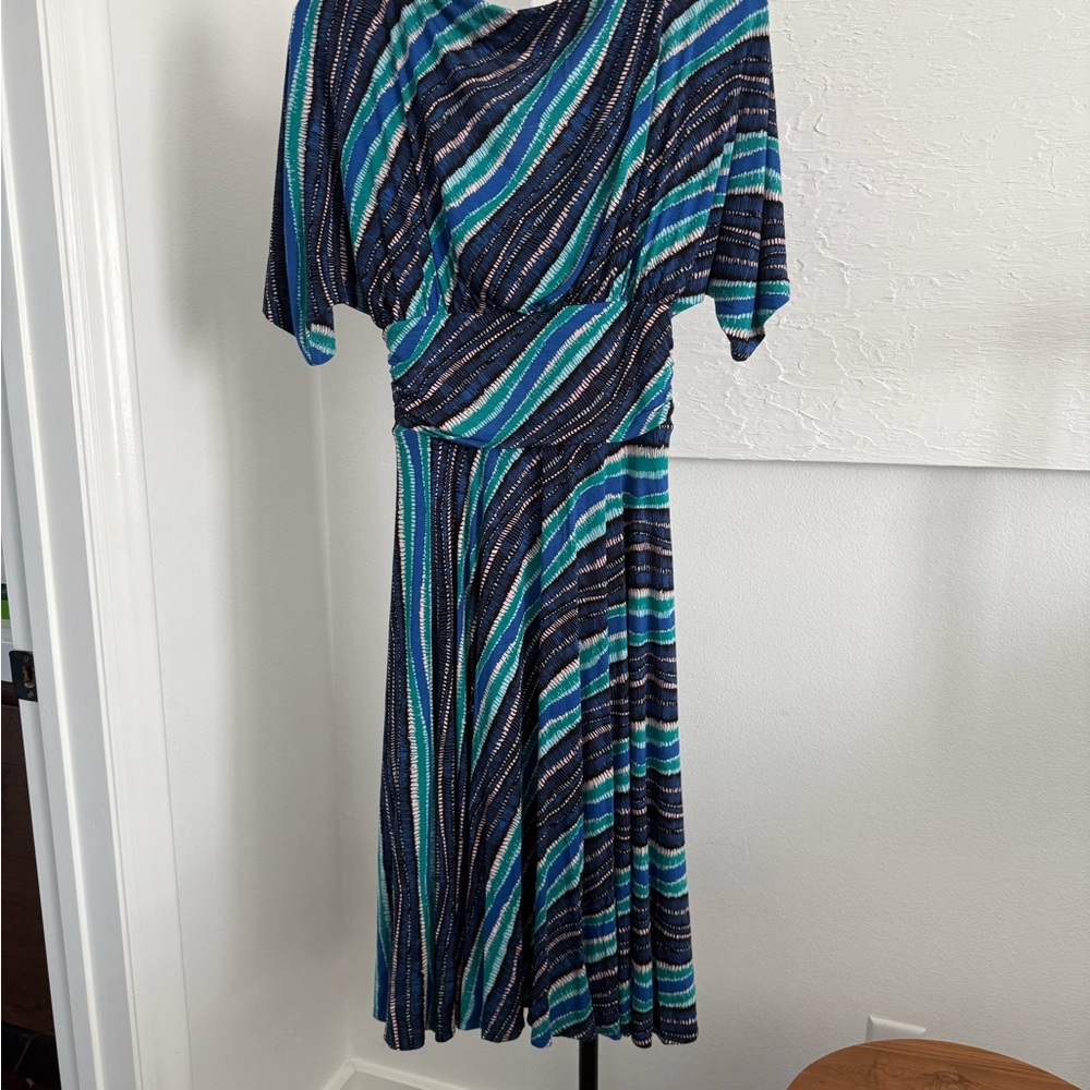 Tracy Reese Midi Dress w/Slip, Detailed Waist, V-neck and Zipper in Back NEW